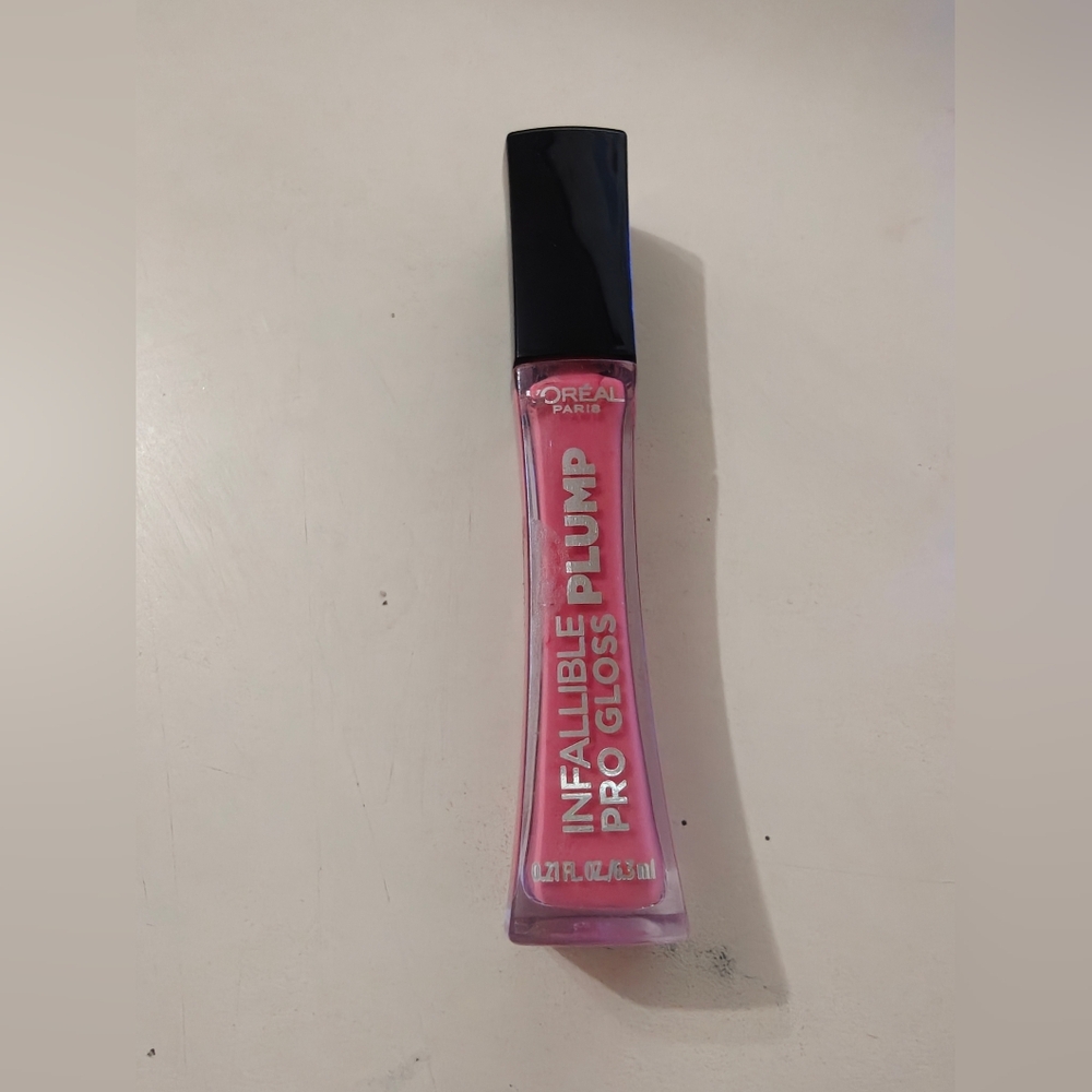 Loreal Infallible Pro Lip Gloss 602 Sheer Blossom